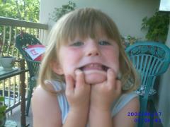 Monday June 17, 2002 01:06 - port dover canada day 2005 021.jpg